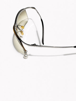 Chanel 2002 Runway Pearl Teardrop Sunglasses